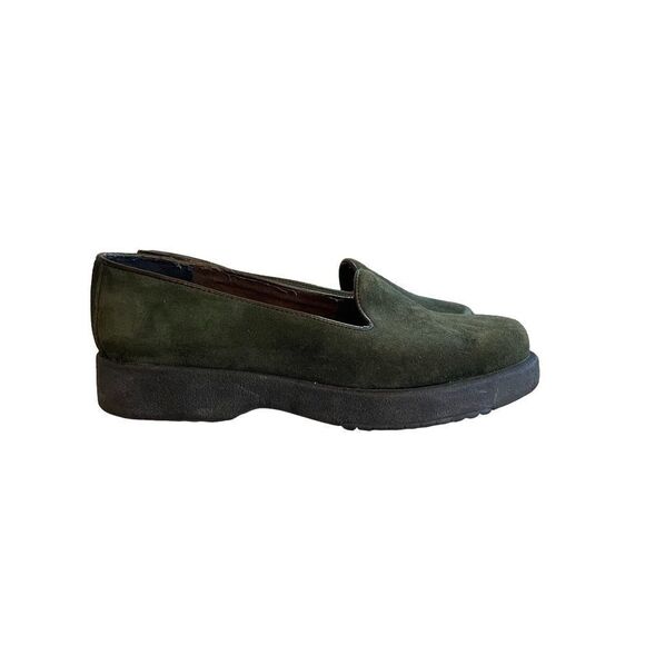 Coach Made in Italy Green Suede Loafers. - Picture 5 of 10